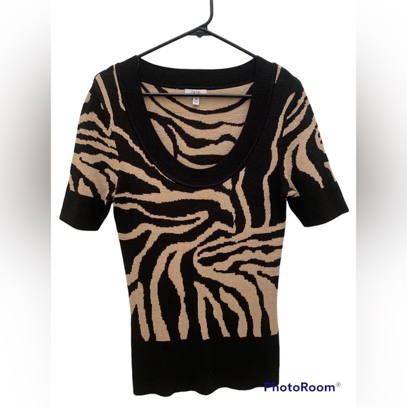 Cache black metallic gold animal print scoop neck short sleeve stretchy … - Picture 1 of 8